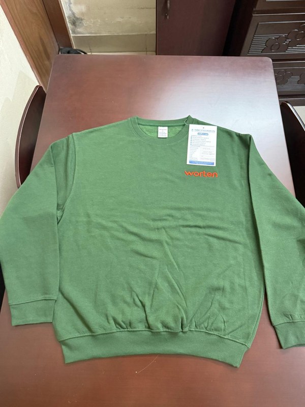 Worten branded sweatshirt